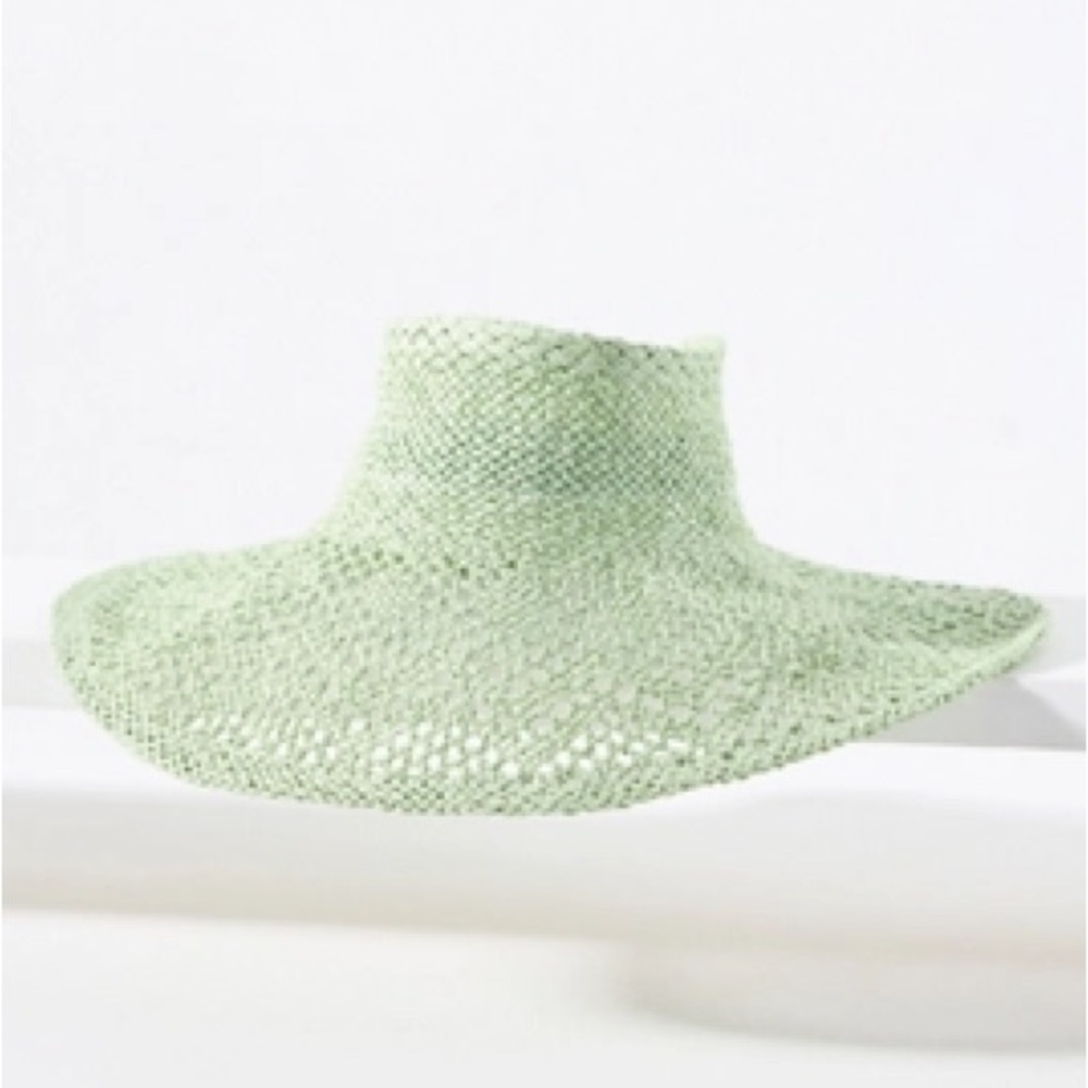 Elegant Green Women's visor